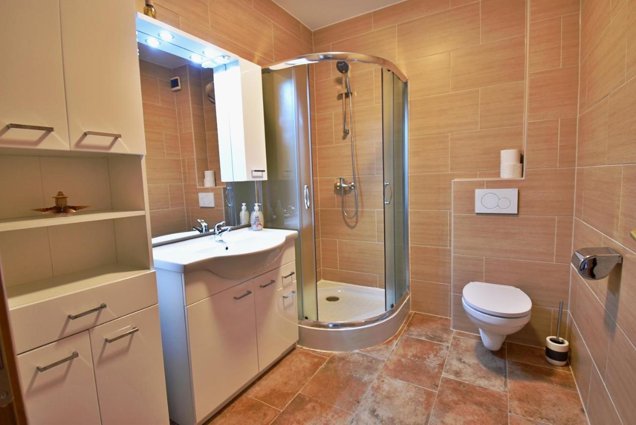 Apartmani Solis Vir Dış mekan fotoğraf